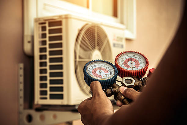 Professional Hvac technician working in Mount Holly, NJ